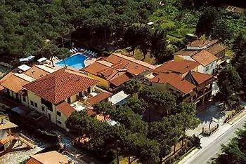 Duca Della Corgna 4*